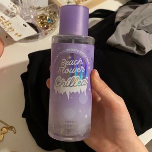 FROSTED PASSIONFRUIT X WINTER VACAY PERFUME